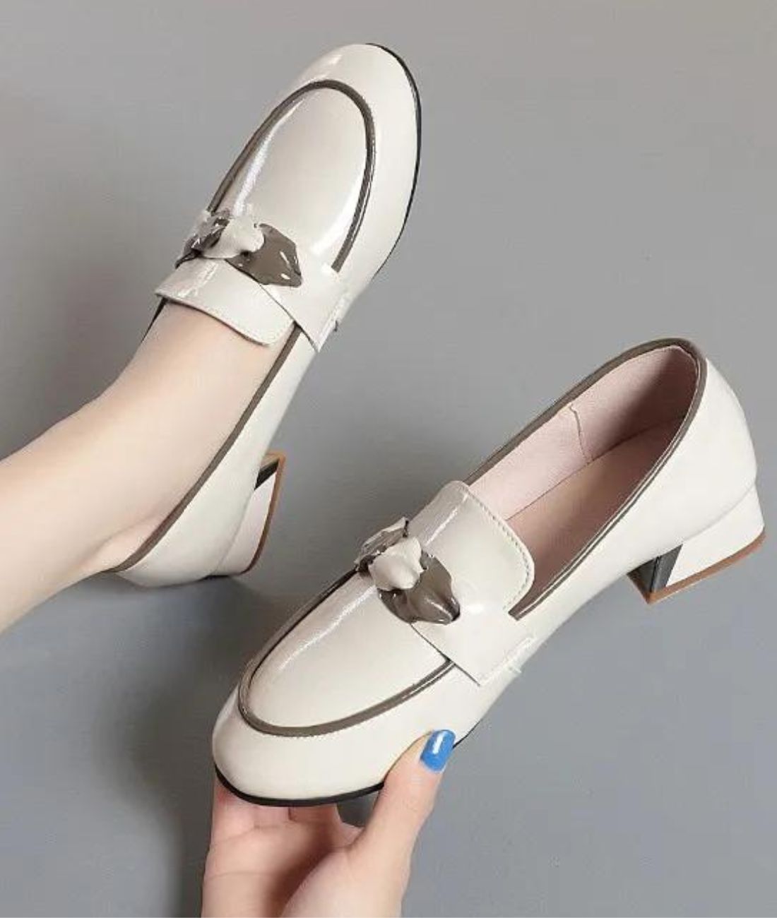 Mocassins Bicolores À Talon Carré En Cuir Véritable Pour Femme - Le Mocassin