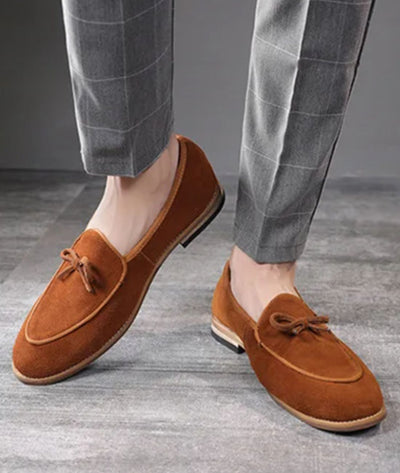 Mocassins Colorés Unis En Daim Pour Hommes - Le Mocassin