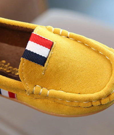 Mocassins En Daim Pour Bébés - Le Mocassin