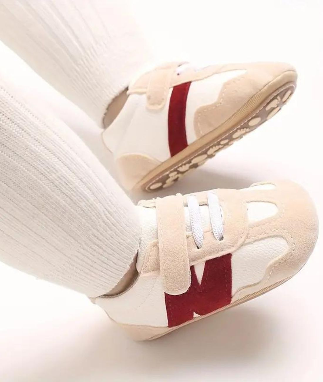 Mocassins Avec Un Design De Baseball Pour Bébé - Le Mocassin