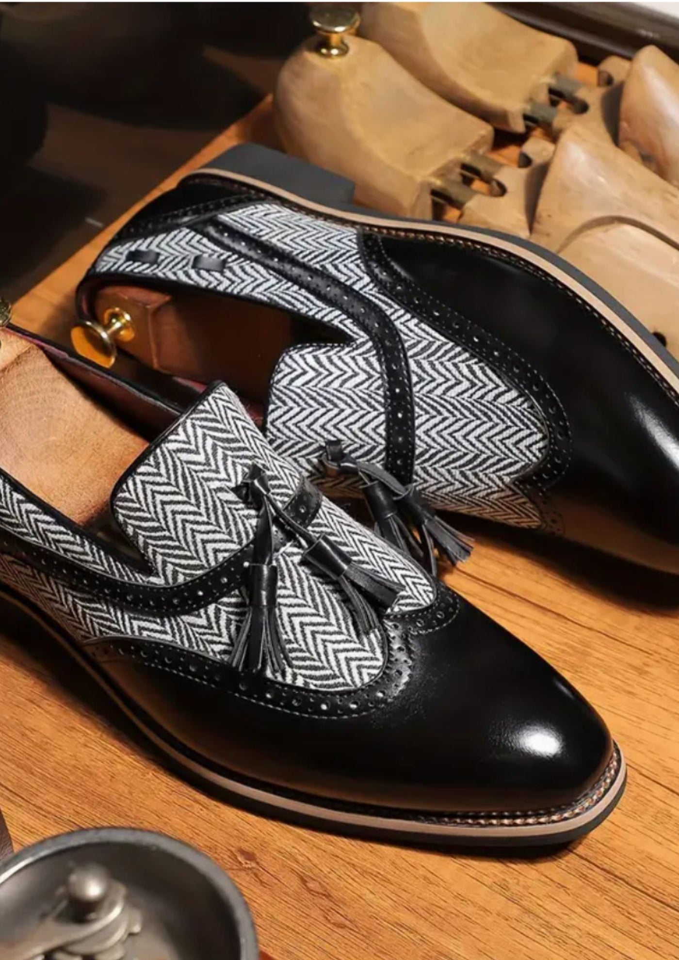 Mocassins À Glands En Cuir Motif À Chevrons - Le Mocassin