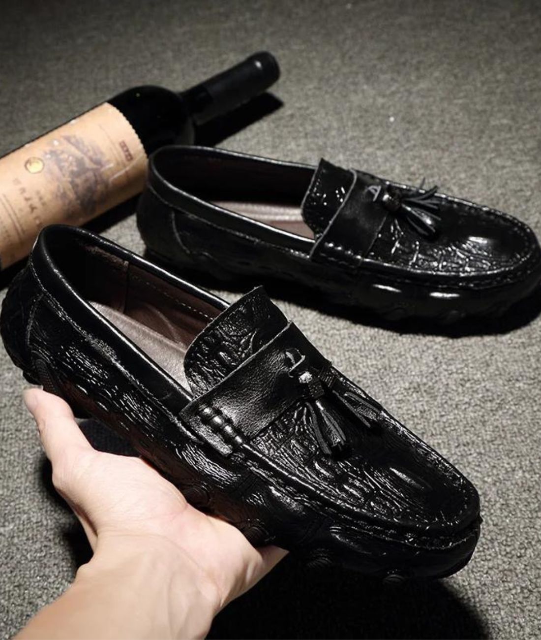 Mocassins En Cuir Vernis Noir Effet Peau De Crocodile - Le Mocassin