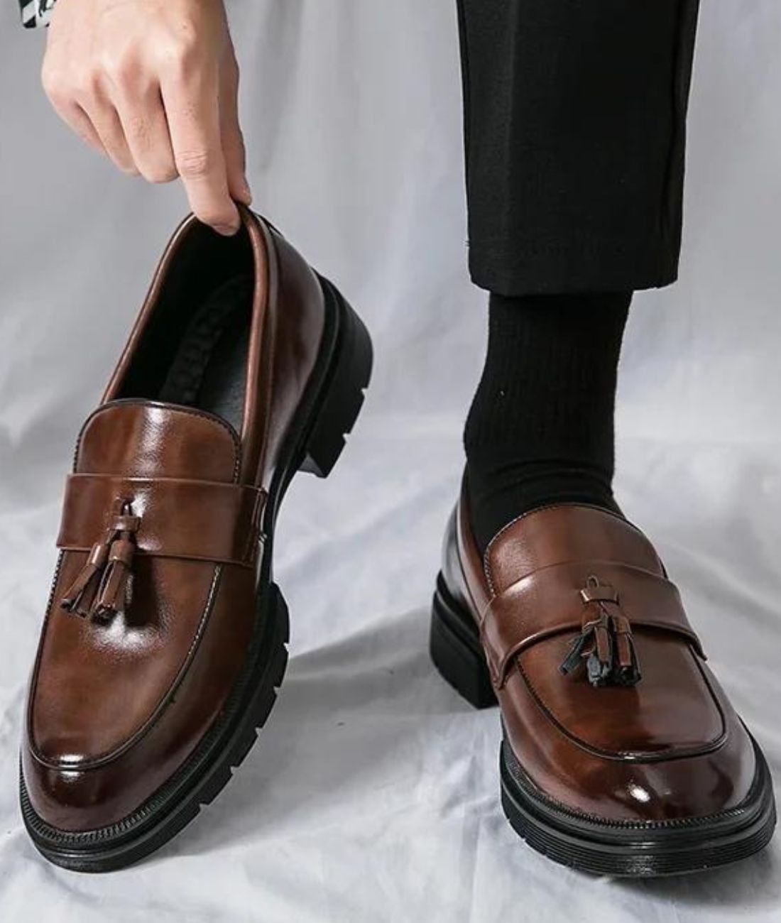 Noak - Mocassins en cuir fabriqués au Portugal avec pampilles - Marron Noak - Mocassins en cuir fabriqués au Portugal avec pampilles - Marron