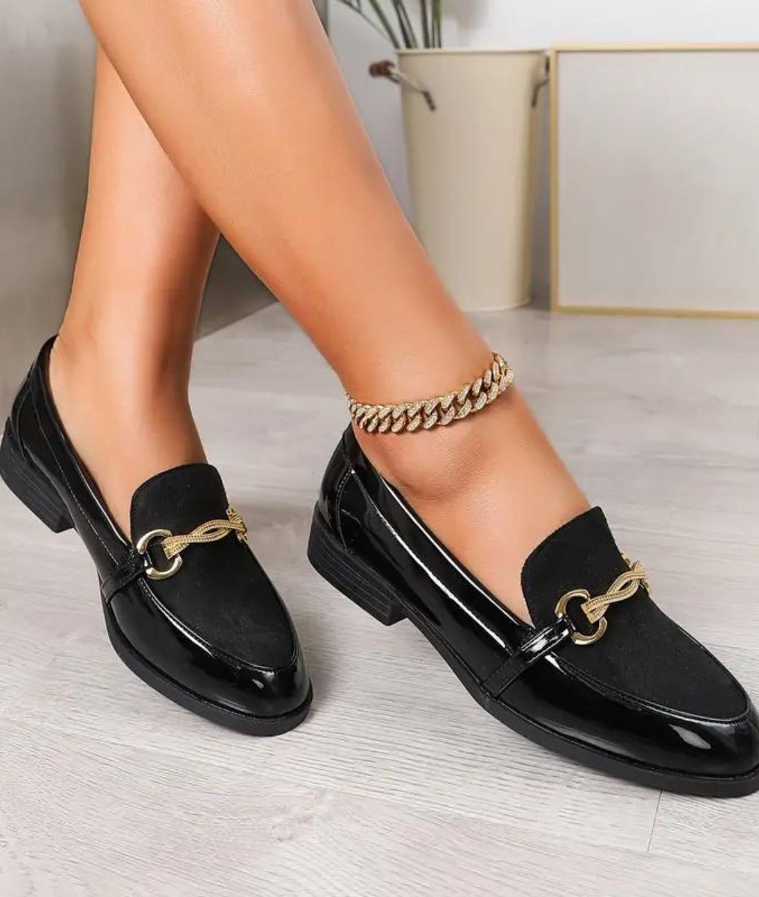 Mocassins Habillés Vernis Noir Et Velours À Mors Dorés - Le Mocassin