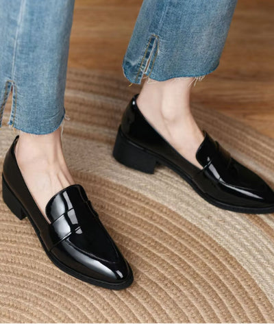 Mocassins Noirs Vernis À Bout Pointu Pour Femme - Le Mocassin