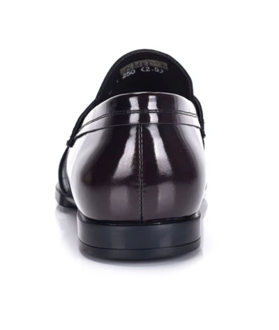 Mocassins Noirs Vernis En Cuir Avec Un Talon Carré - Le Mocassin