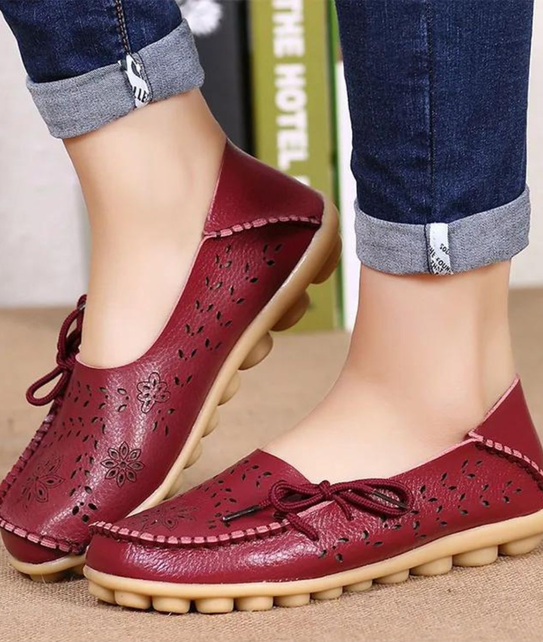 Mocassins Plats Souples Et Ajourés Avec Motifs Fleurs - Le Mocassin